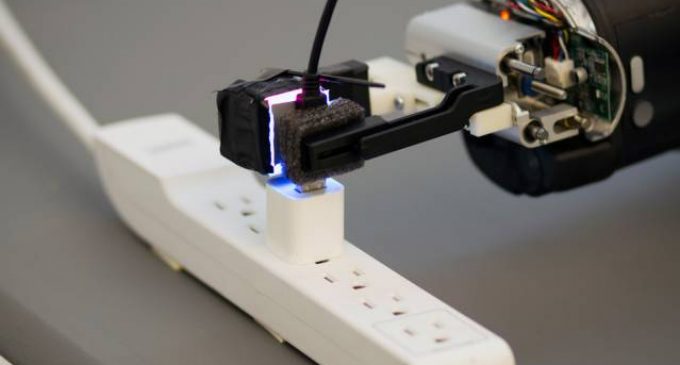 US researchers develop optical sensor that gives robot unprecedented dexterity